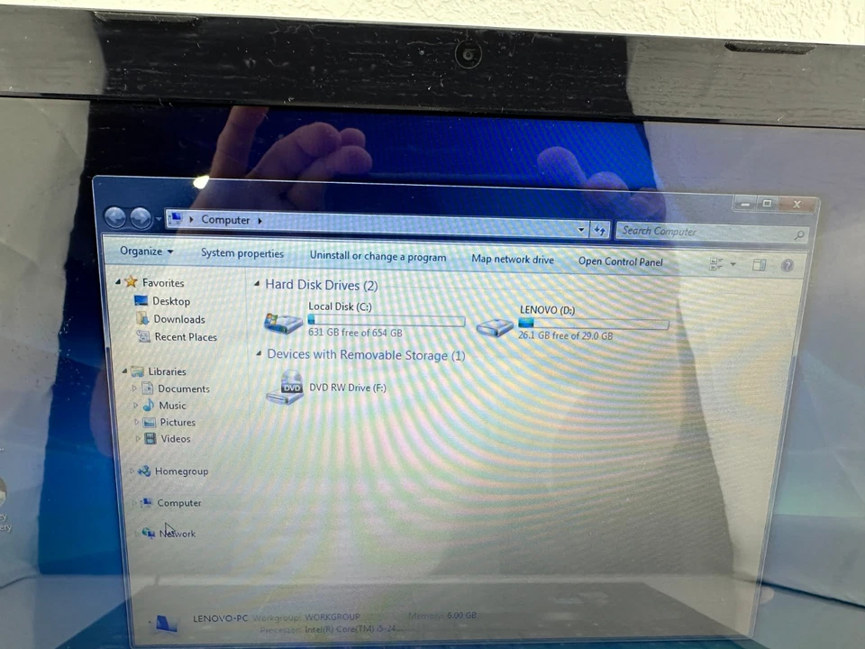 Lenovo V570 Intel i5-2430M 2.4 GHz 6GB RAM 654GB SSD 15.6" Win 7 Home Premium Foto 3 de 4