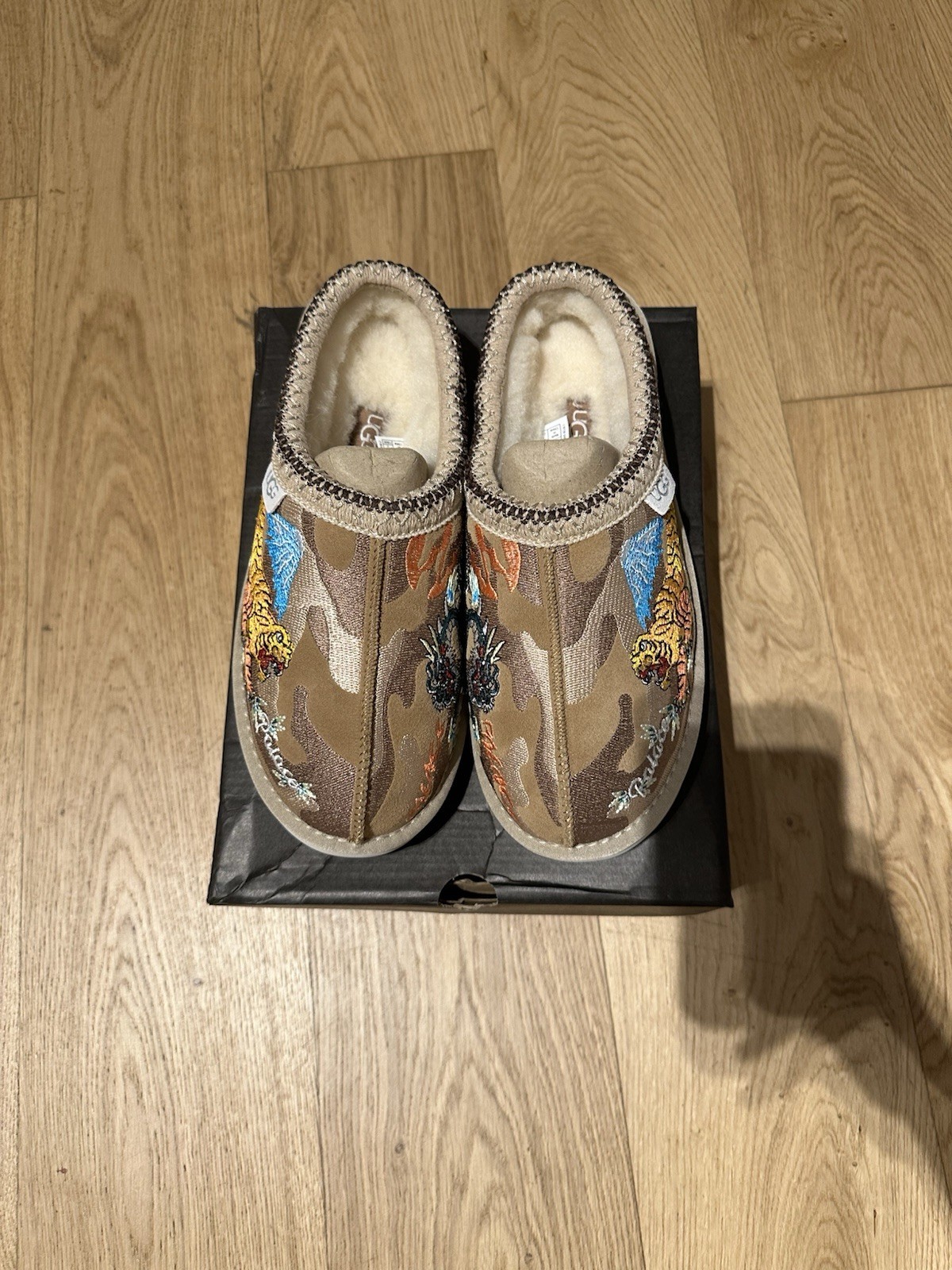 Palace X Ugg Tasman Embroidered Slippers Chestnut Camo Size Uk 10 image 6