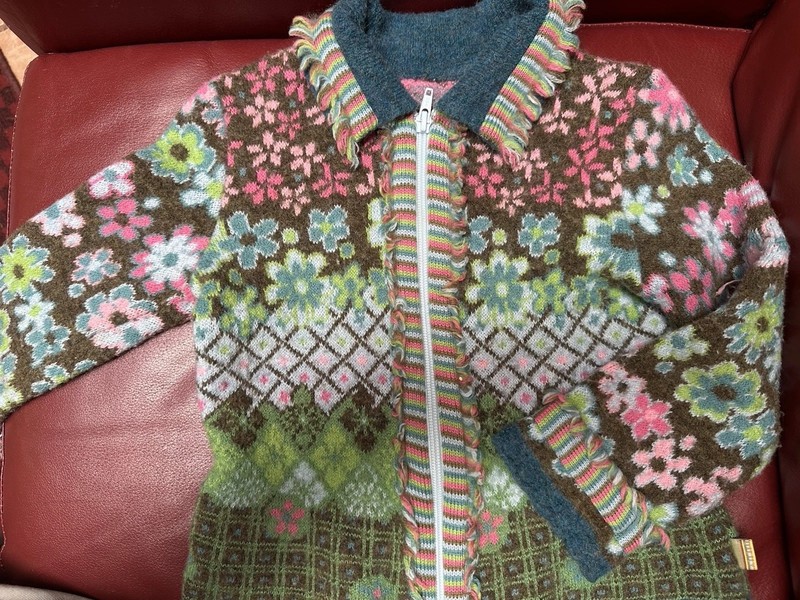 Oilily Kids Girls Multicolor Floral Zip Cardigan Sweater  (5-6 Years)