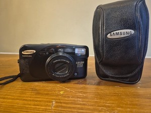 Samsung Panorama Slim Zoom 1150 35mm Film Camera With Case Vintage
