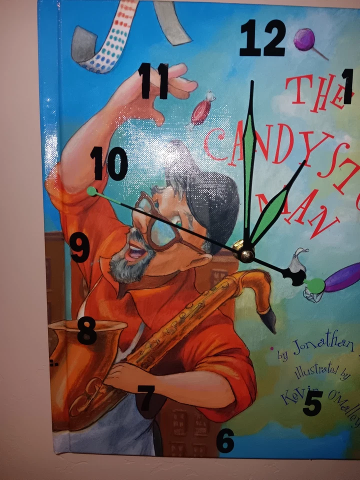 Reloj de Pared The Candy Store Hombre Reutilizado Colorido Libro Infantil Foto 3 de 4