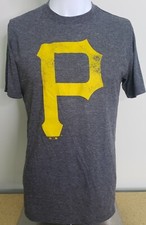 Pittsburgh Pirates 47 Brand MLB Distressed P T-Shirt Men's Small