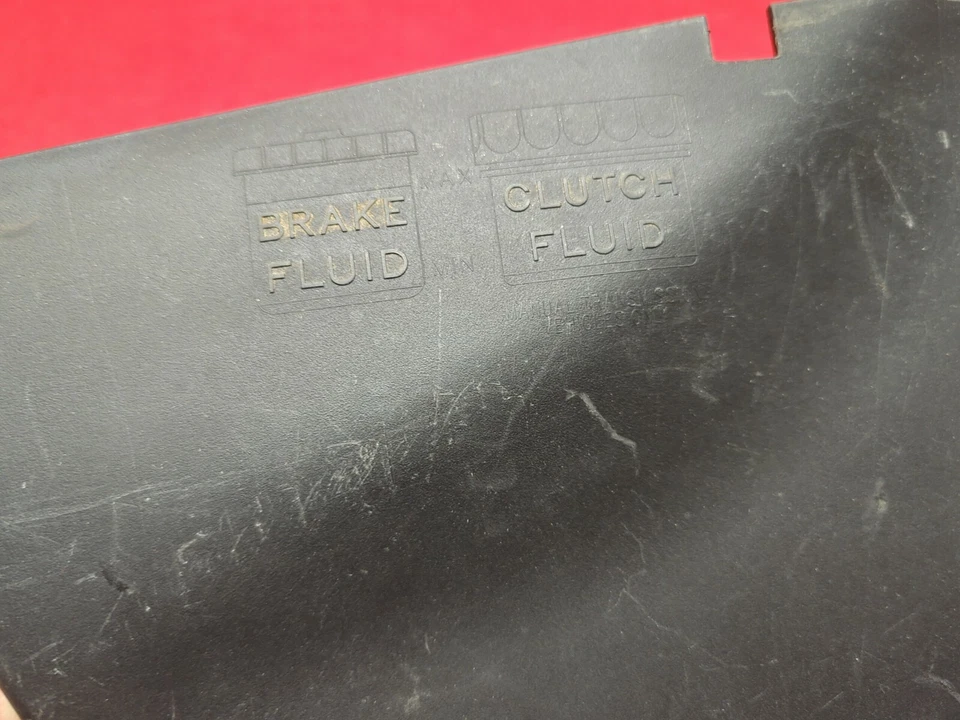 Acura TL 2004-2006 cubierta de capucha lateral del conductor/bisel de extensión - 74226SEPA00 Foto 3 de 4