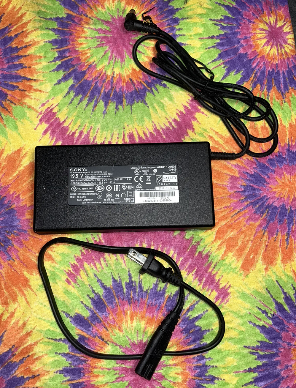 Genuine Sony Ac Adapter ACDP120N02 Output 19.5V 6.2 A Power Supply