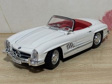 1/18 Mercedes-Benz 300SL Roadster White Diecast Car Burago MERCEDES BENZ
