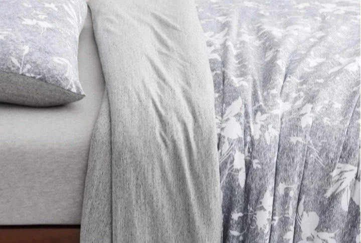 Rare! Calvin Klein "Modern Floral" Queen 3 Pc Duvet Set With Shams, Gray, NWT - Image 2 of 4