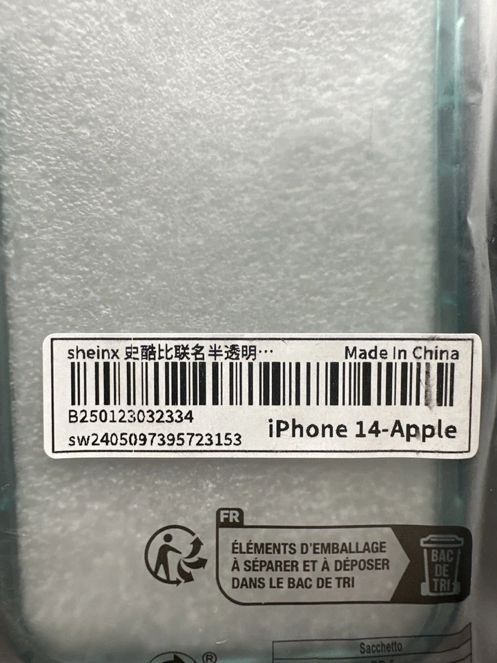 SHEIN X Scooby-Doo iPhone 14 保护壳 – 华纳兄弟官方授权 – 全新未拆封 — 第 3/3 张图片