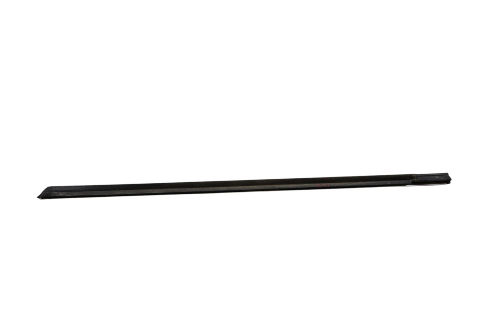 Maserati Ghibli 2014-2022 Front Right Inner Window glass seal