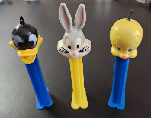 Three Vintage Looney Toons Pez Dispensers – Daffy, Bugs, Tweety – Read
