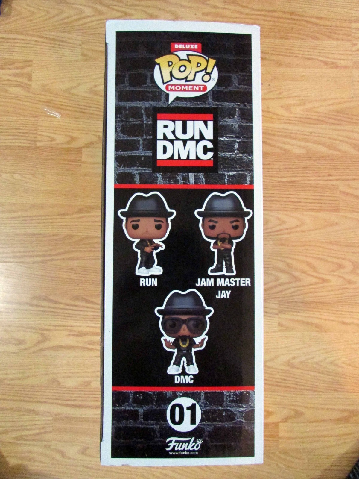 Funko Pop Moment Deluxe 01 Run DMC in Concert Walmart Run Jam Master