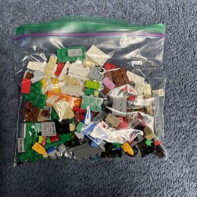 LEGO Seasonal 40222 Christmas Build-Up 100% Complete W/Box & Instructions 