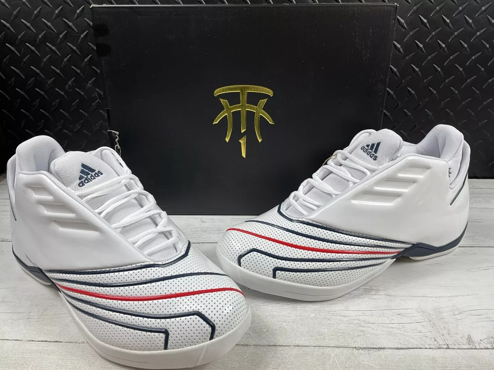 Баскетбольный мяч Adidas TMAC 2 Restomod Белый H67327 Мужской Размер 8