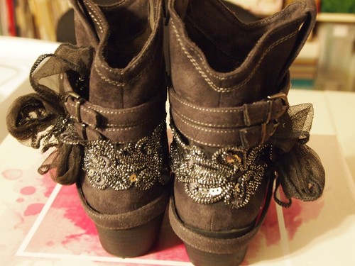 Suede Gray Western Boots W/ Rhinestones & Sequinned Ribbon 6.5 - Picture 3 of 7