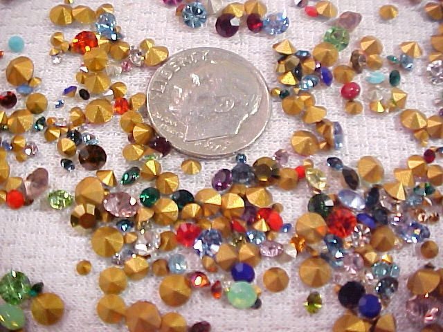 325 PEQUEÑOS Y PEQUEÑOS DIAMANTES DE IMITACIÓN SUELTOS DE CRISTAL DE SWAROVSKI DE COLECCIÓN JOYERÍA REPARACIÓN HALLAZGOS Foto 2 de 4