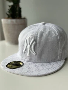 Casquette snapback Gucci monogramme New Era Yankees rare homme vintage
