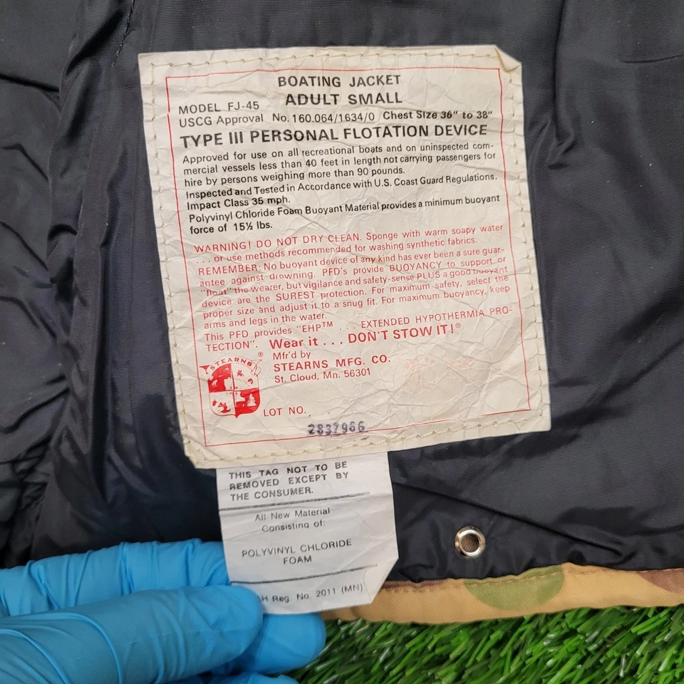 Chaqueta de Flotación Camuflada Stearns Duck Años 80 De Colección Para Hombres Pequeña Hecha en EE. UU. Gorpcore Foto 3 de 4