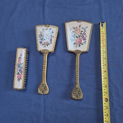 Vintage filligree embroidered mirror & brush set ornate Dressing Table Set 3 pcs - Foto 4 di 24