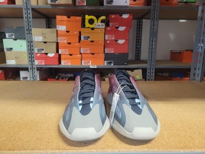 Adidas Yeezy 700 V3 Men Shoes Fade Carbon GW1814 Size 12.5