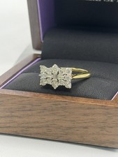 18ct Gold Diamond Cluster Ring 1.05ct IGI Certified, Round & Baguette Diamonds