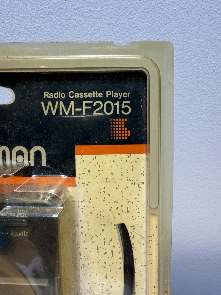 Reproductor de casete radio FM/AM Sony Walkman WM-F2015 negro nuevo, sellado. Foto 3 de 4