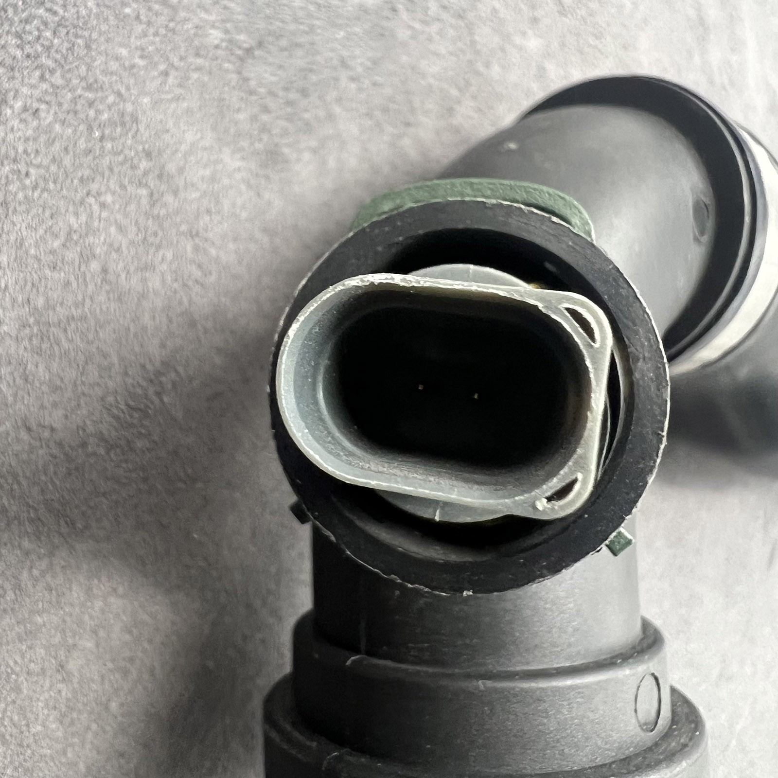 3W0122051B Coolant Water Hose Tube Pipe for Bentley Continental Flying Spur