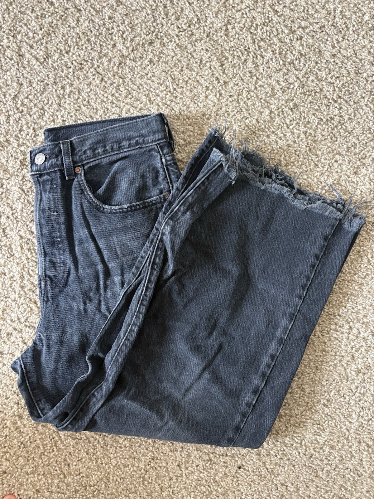 Womens Black High Rise Straight Leg Levis Jeans Size 28 Classic Denim Casual