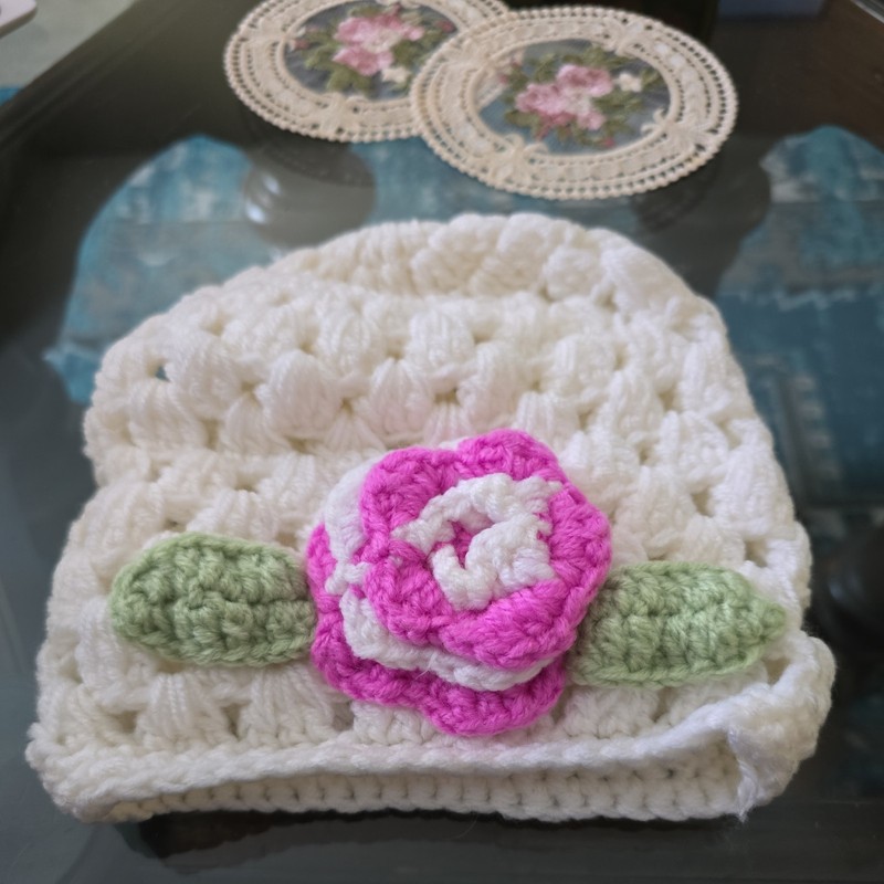 Handmade Crochet Baby Hat Beanies (Newborn - 3 Months) with crochet flower, soft