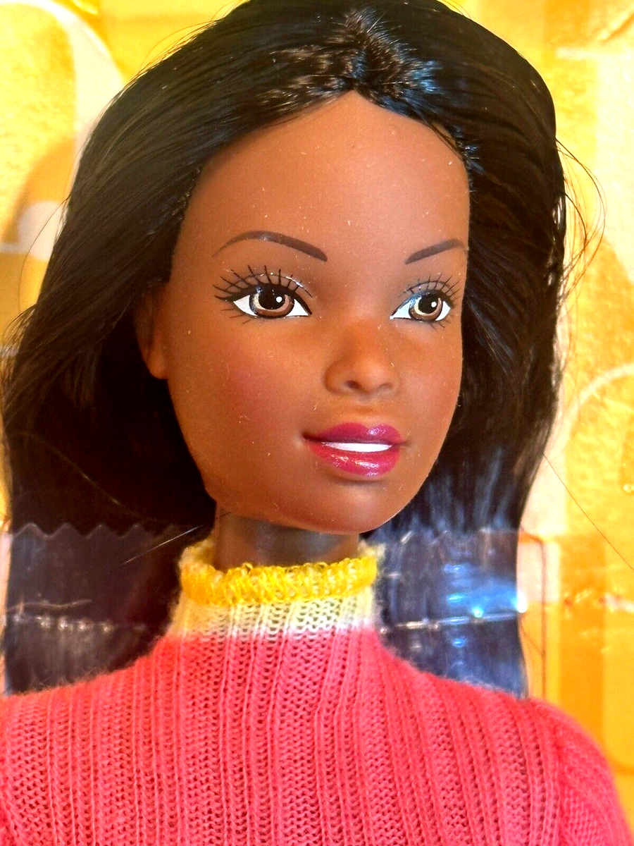 Barbie Boutique Christie ~ Groovy, Trendy, Chic ~ Mod Look~ New In
