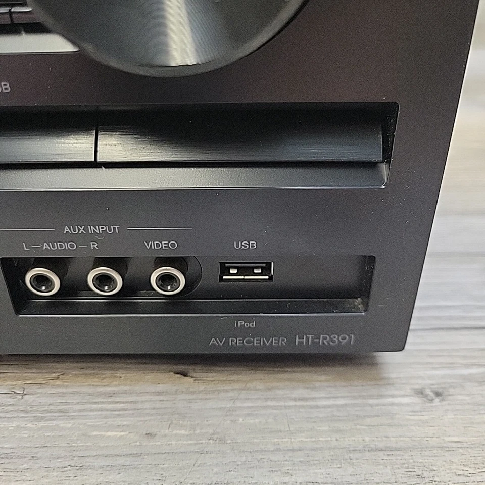 Onkyo AV Receiver HT-R391 READ*** Partial Tested - Image 2 of 4