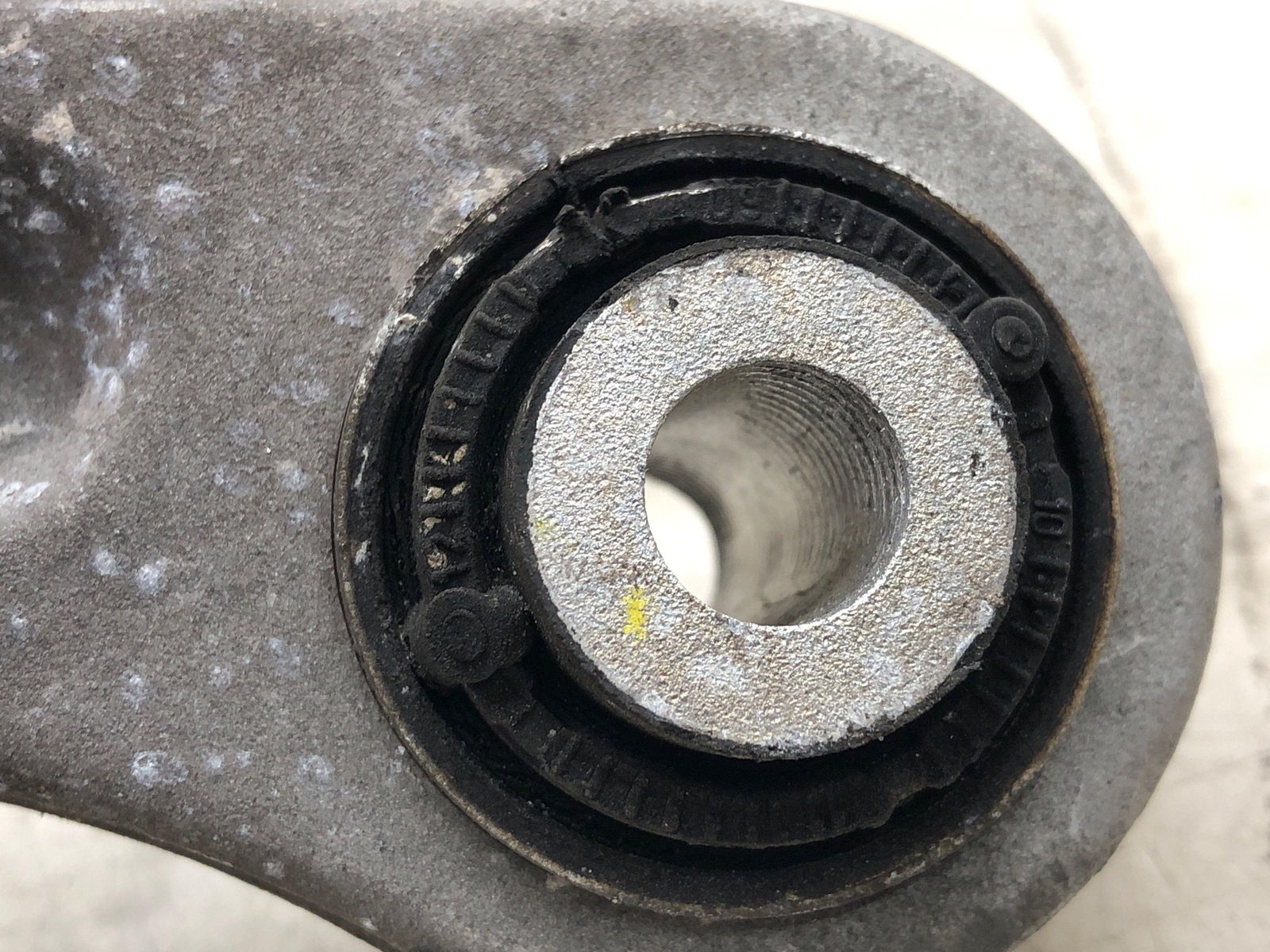 2006-2012 BENTLEY CONTINENTAL OEM RIGHT REAR UPPER CONTROL ARM