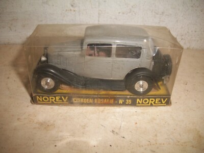 Voiture miniature Renault 4cv Norev Echelle : 1/43ème Beige Métal