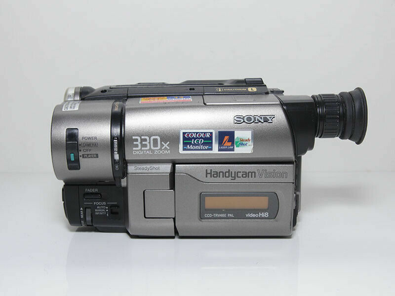 Sony CCD-TRV46E Handycam Vision videoHi8 Hi8 8mm Cassette