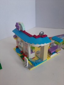 LEGO FRIENDS: Vet Clinic (41085) 100% Complete With Instructions 