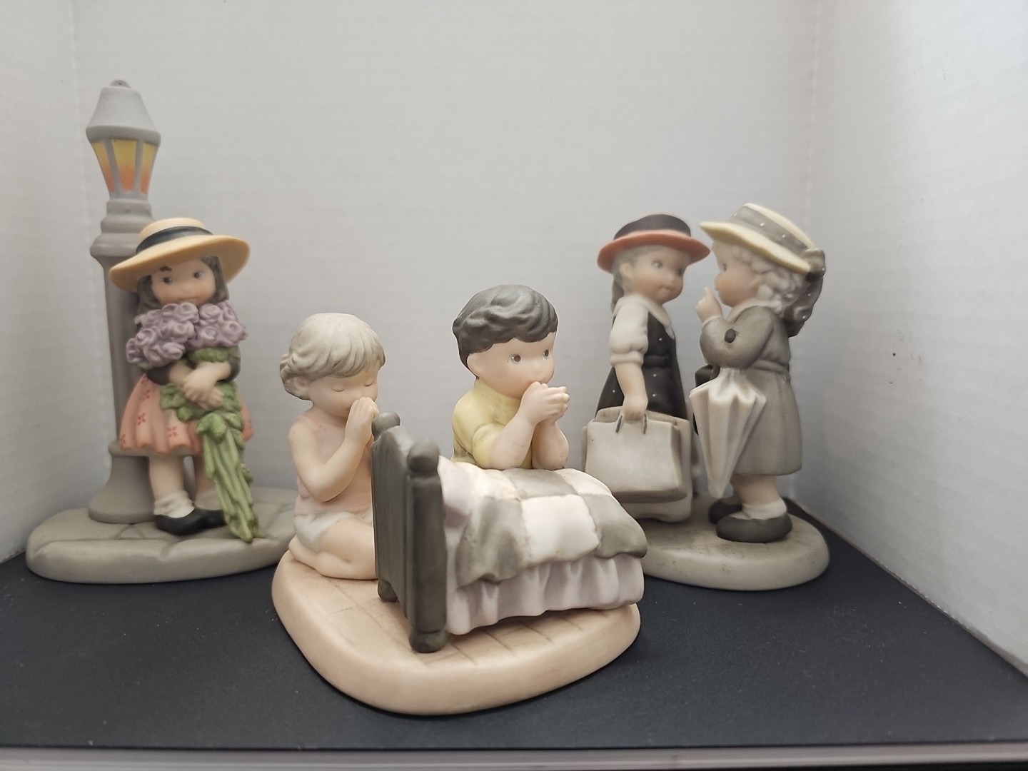 Pretty As A Picture: Lot Of 3: Friends, Flowers, Faith: Kim Anderson