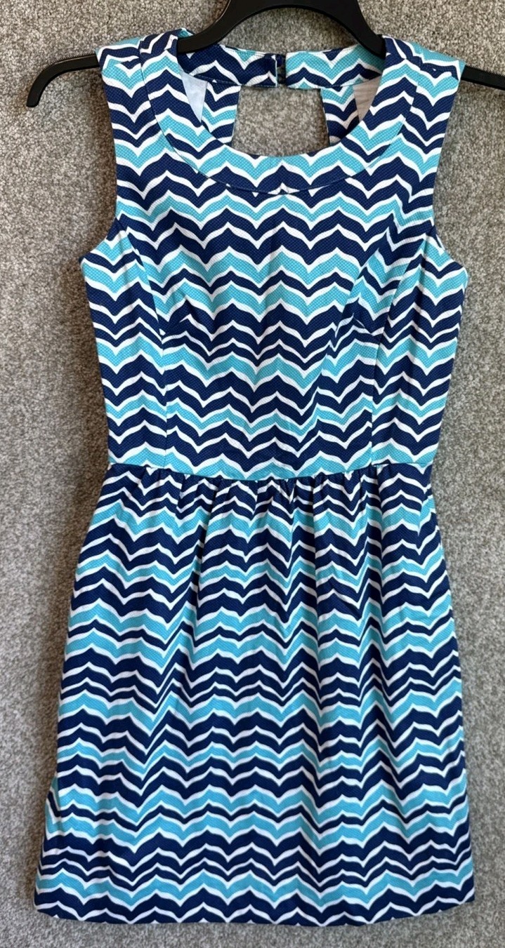 Vineyard Vines Womens Blue Whale Tail Chevron Sleeveless Dress Size 0