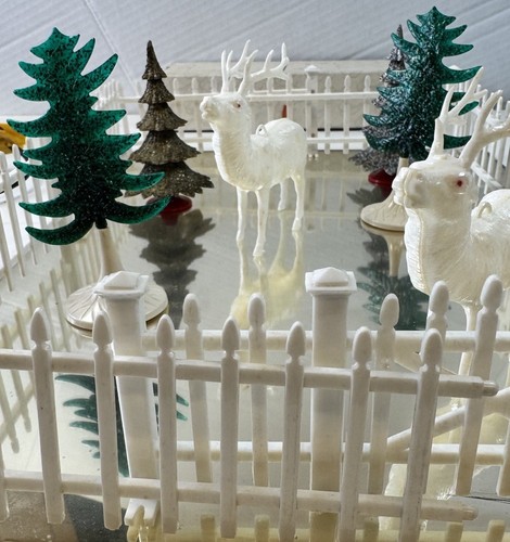 Vintage Hard Plastic Christmas 1959 Mid Century Modern Village Deer Trees Fence - Picture 6 of 14