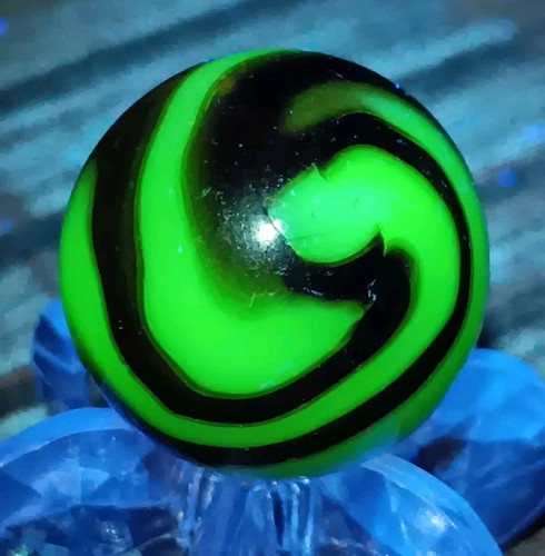Peltier NLR Zebra Marble. RAMS HEAD. 5/8" Nm+ Uv. Translucent. Rare & VHTF Type.