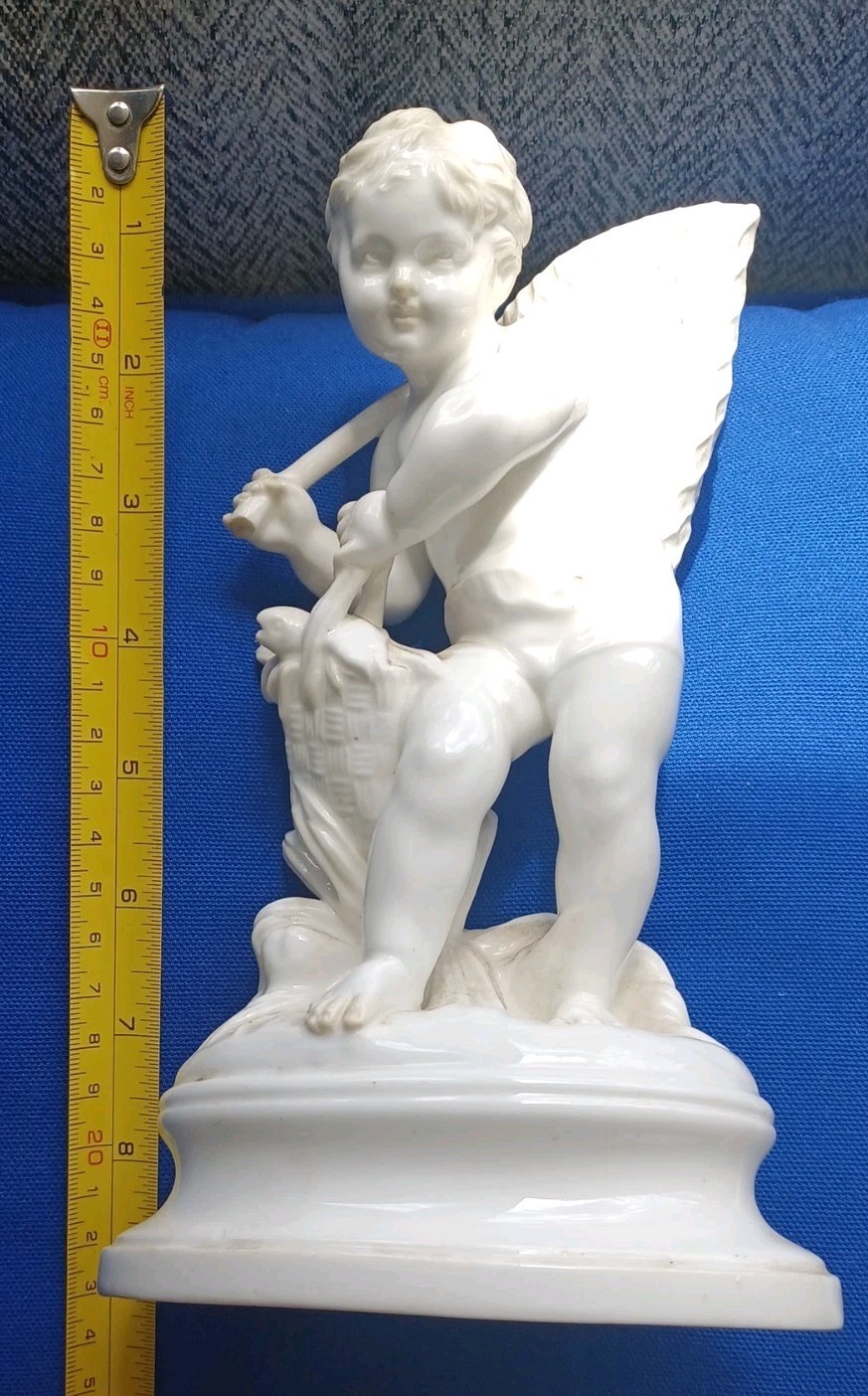Picture 1 of 10