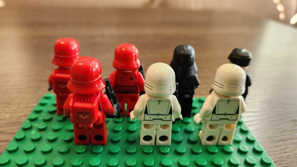 Lego Sith/First Order Trooper Lot - Image 4 of 4