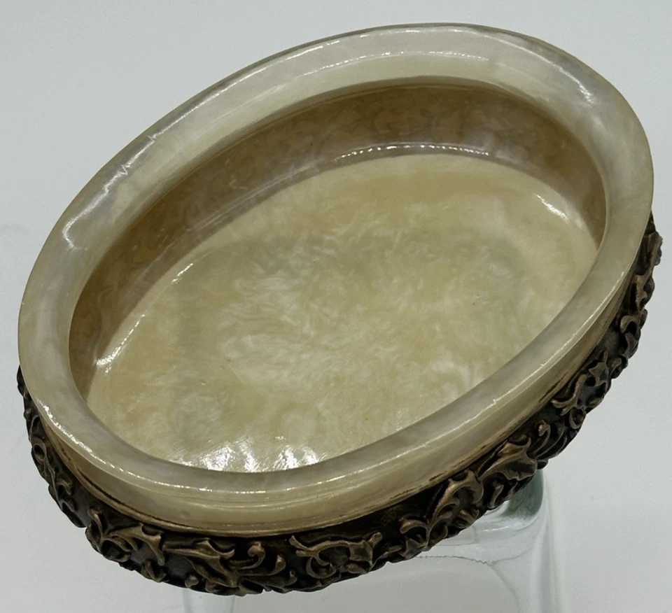 Винтажное акриловое мыльное блюдо Wamsutta Golden Pearl «Adagio» Lucite 6 дюймов X4 дюйма X2 овальное золото - Изображение 4 из 4