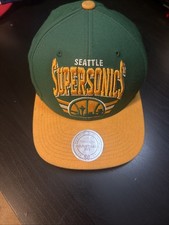 Seattle  Supersonics Mitchell N Ness SnapBack Used Great Condition