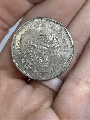 Vintage Mexico 1981 Mexican 5 Pesos Coin Copper-Nickel Aztec God