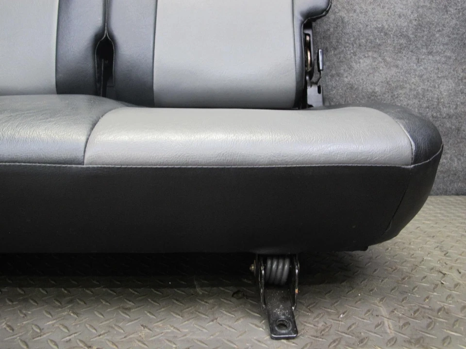 99-01 ISUZU VEHICROSS REAR LEATHER SEAT BLACK & GRAY OEM Foto 4 de 4