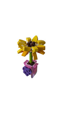 LEGO 30404 Friends Friendship Flower. Gift a Friend a Retired Collectible