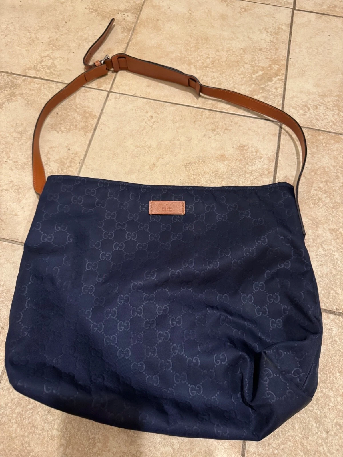 Sac à main Gucci, moyen, bleu marine, authentique