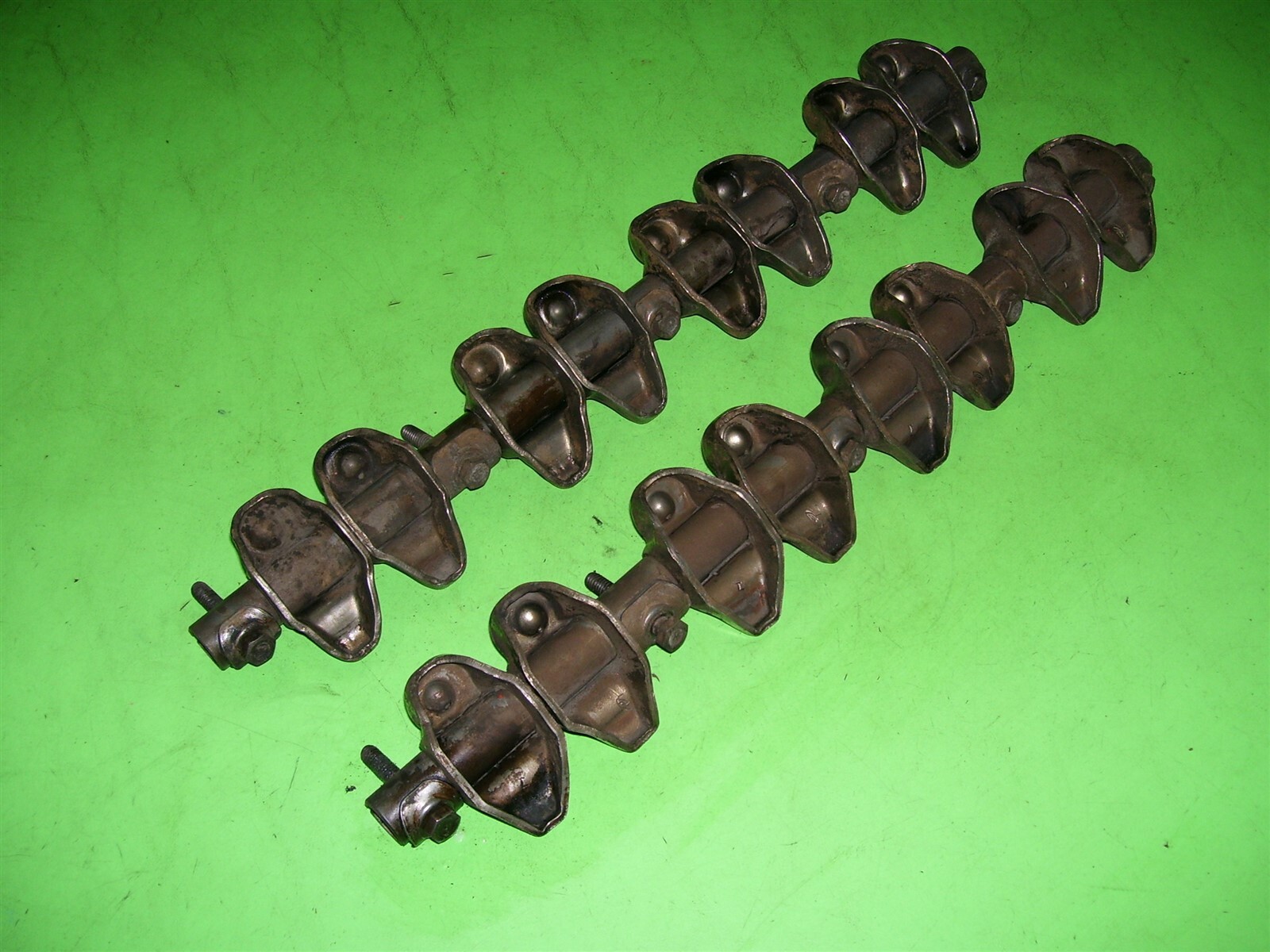 1967 Dodge D100 D200 Sweptline V8 318 oem Engine ROCKER ARM SHAFT ...