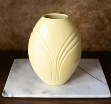 ROYAL HAEGER POTTERY 1980's Ceramic Waterfall #4365 Yellow Art Deco Vase 12"