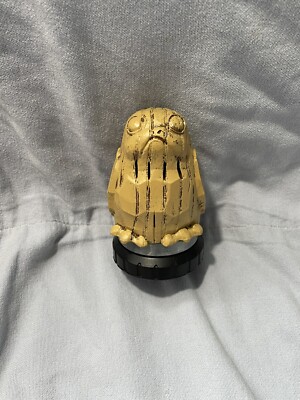 NEW Disney Star Wars Galaxy s Edge Porg Savi s Lightsaber Pommel Hilt End Cap