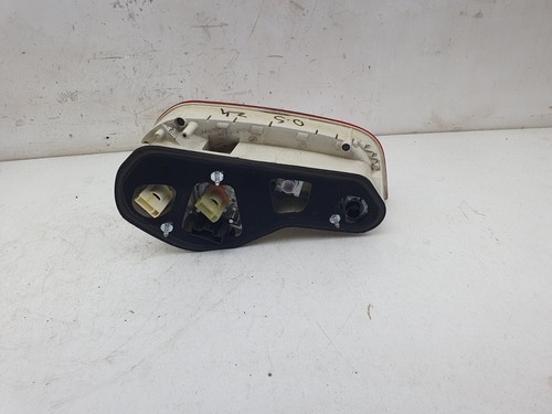 BMW Z4 E85 E86 REAR TAIL LIGHT RIGHT DRIVER SIDE - Picture 5 of 5