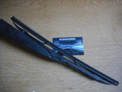 A GENUINE FORD FOCUS MK2 HATCH 2005-2011 REAR WINDOW WIPER ARM AND BLADE BACK - Picture 4 of 4
